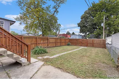 7915 S Broadway, Saint Louis, MO 63111 - Photo 9