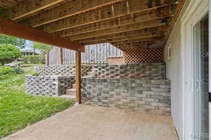 5022 Amber Pl Dr, Saint Louis, MO 63128 - Photo 31