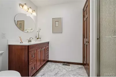 5022 Amber Place Drive, Saint Louis, MO 63128 - Photo 19