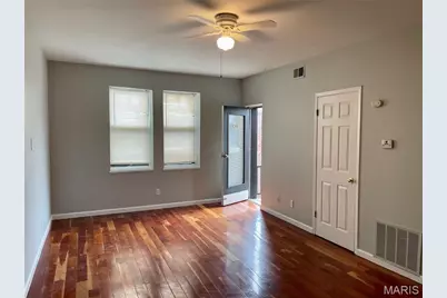 5841 Cabanne, Saint Louis, MO 63112 - Photo 3