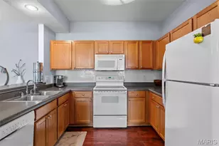 1239 Gardens Circle Dr, Saint Louis, MO 63125 - Photo 21