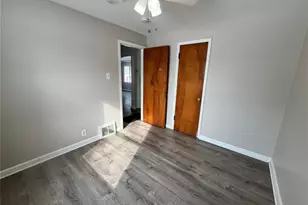 1030 Addison, Saint Louis, MO 63137 - Photo 7