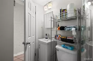 3666 McKibbon Rd, Saint Louis, MO 63114 - Photo 23