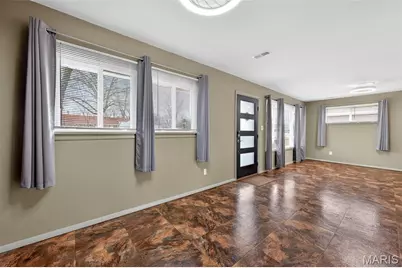 7856 Leona Street, Saint Louis, MO 63123 - Photo 9