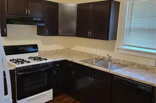 617 Tesmore Pl, Saint Louis, MO 63135 - Photo 9