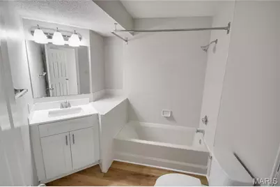 321 Shirley Ridge Drive, Saint Charles, MO 63304 - Photo 17