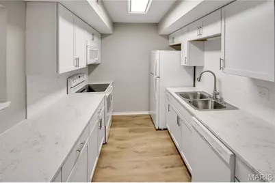 321 Shirley Ridge Drive, Saint Charles, MO 63304 - Photo 5