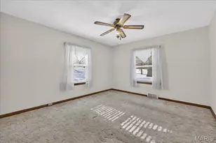 46 Garden Ln, Maryland Heights, MO 63043 - Photo 11