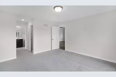 2304 Fernau Court, Florissant, MO 63031 - Photo 15