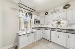 2233 Hood Ave, Overland, MO 63114 - Photo 7