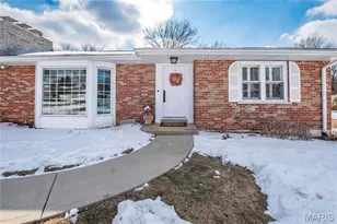 10748 Leebur Dr, Saint Louis, MO 63128 - Photo 3