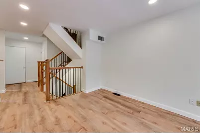1722 Robin Knoll Court, Saint Louis, MO 63146 - Photo 13
