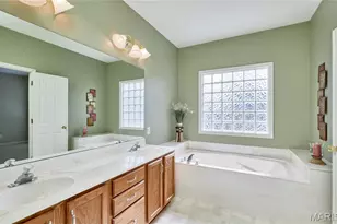 134 Huntington Crossing Dr, Saint Peters, MO 63376 - Photo 43