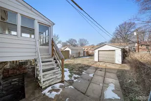 7337 Sharp Ave, Saint Louis, MO 63116 - Photo 31