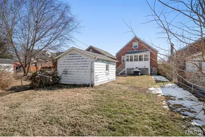 7337 Sharp Avenue, Saint Louis, MO 63116 - Photo 11