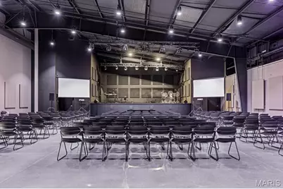 1215 Tom Ginnever Avenue, O'Fallon, MO 63366 - Photo 9