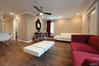 8834 Blewett Avenue, Jennings, MO 63136 - Photo 3