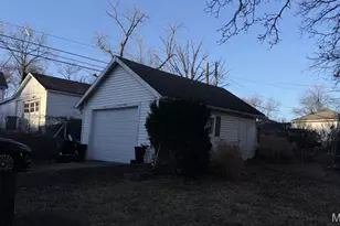 322 S 4th St, De Soto, MO 63020 - Photo 3