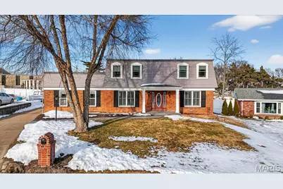 10520 Hackamore Lane, Saint Louis, MO 63128 - Photo 1