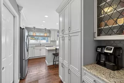 10520 Hackamore Lane, Saint Louis, MO 63128 - Photo 15