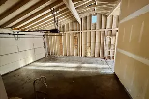 890 Meadowgrass Dr, Florissant, MO 63033 - Photo 21