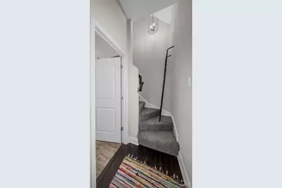 917 N 5th Street, Saint Charles, MO 63301 - Photo 17