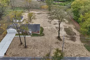 316 Harding Ave, Maryland Heights, MO 63043 - Photo 21