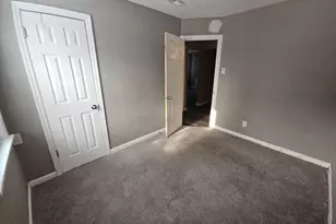 10272 Imperial Dr, Saint Louis, MO 63136 - Photo 9