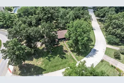 21 Ravenwood Court, Lake Saint Louis, MO 63367 - Photo 19