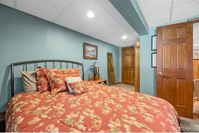 21 Ravenwood Court, Lake Saint Louis, MO 63367 - Photo 49