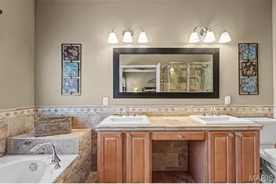 1550 Hunters Meadow Drive, O'Fallon, MO 63366 - Photo 25