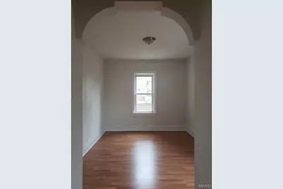 2632 Tennessee Avenue, Saint Louis, MO 63118 - Photo 17
