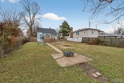 9533 Gentry Avenue, Saint Louis, MO 63125 - Photo 23