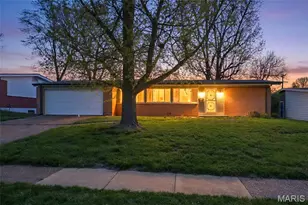 1680 Horseshoe Dr, Florissant, MO 63033 - Photo 21