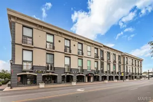 200 S Kirkwood Rd, Kirkwood, MO 63122 - Photo 3