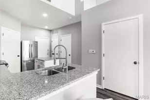 200 S Kirkwood Rd, Kirkwood, MO 63122 - Photo 11