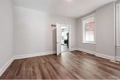 3307 Winnebago Street, Saint Louis, MO 63118 - Photo 7
