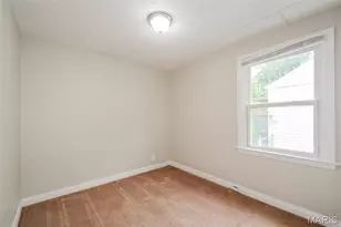 9457 Harold Dr, Saint Louis, MO 63134 - Photo 13