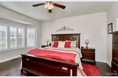 935 Ridgepointe Place Circle, Lake Saint Louis, MO 63367 - Photo 31