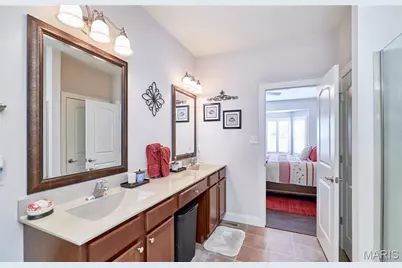 935 Ridgepointe Place Circle, Lake Saint Louis, MO 63367 - Photo 37