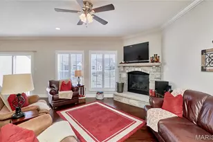 935 Ridgepointe Pl Cir, Lake Saint Louis, MO 63367 - Photo 25