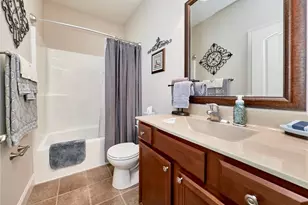 935 Ridgepointe Pl Cir, Lake Saint Louis, MO 63367 - Photo 9