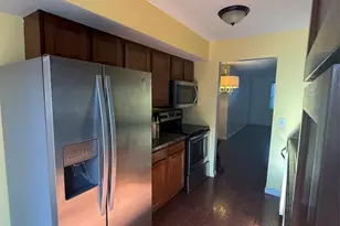 7925 Royal Arms Ct, Saint Louis, MO 63123 - Photo 9