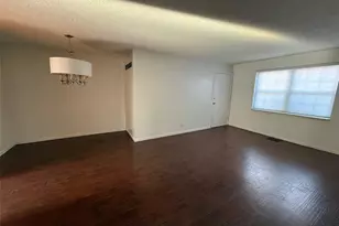 7925 Royal Arms Ct, Saint Louis, MO 63123 - Photo 5