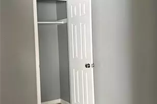 10040 Monarch Dr, Saint Louis, MO 63136 - Photo 7