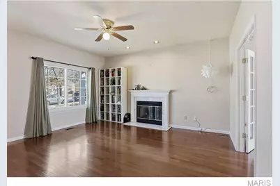 403 S Van Buren Avenue, Saint Louis, MO 63122 - Photo 9