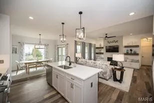 102 Prominence Pt Ct, Wentzville, MO 63385 - Photo 5