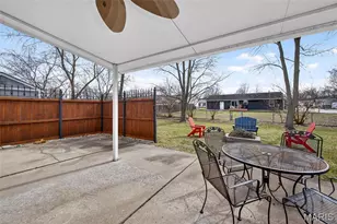 1374 Half Moon Dr, O'Fallon, MO 63366 - Photo 27