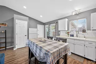 1374 Half Moon Dr, O'Fallon, MO 63366 - Photo 19