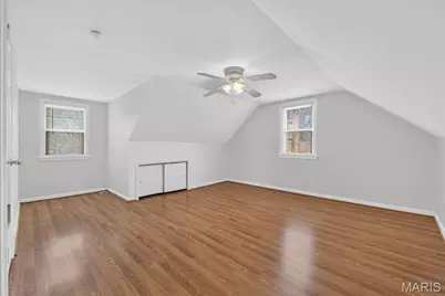 954 Rochdale Drive, Kirkwood, MO 63122 - Photo 15